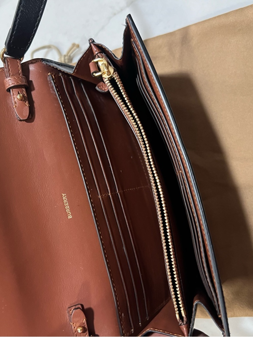 Burberry Hannah Wallet Beige Striped Crossbody Bag with Black Trim & Red Accents - Picture 5 of 11